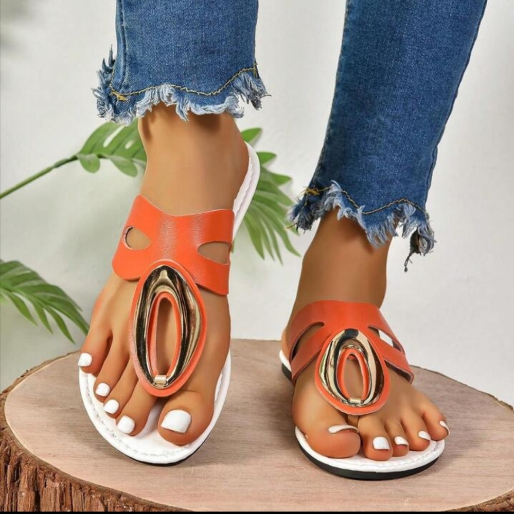 Women's Flat Anti-Slip, Comfortable, Hollow Out Clip Toe‎ Size 7 Summer Sandals